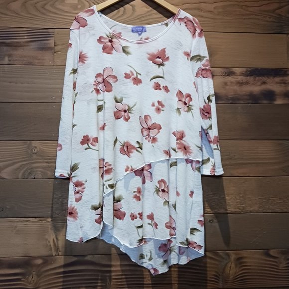 Flatering SUMMERY NO IRON easy wear blush floral knit 3/4 sleeve layered Sz 18 - Picture 7 of 8
